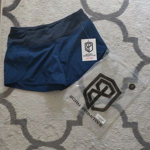 Born primitive free flow shorts-size small